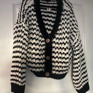 Lumiere Black and White Chunky Knit Cardigan Sweater-NWT